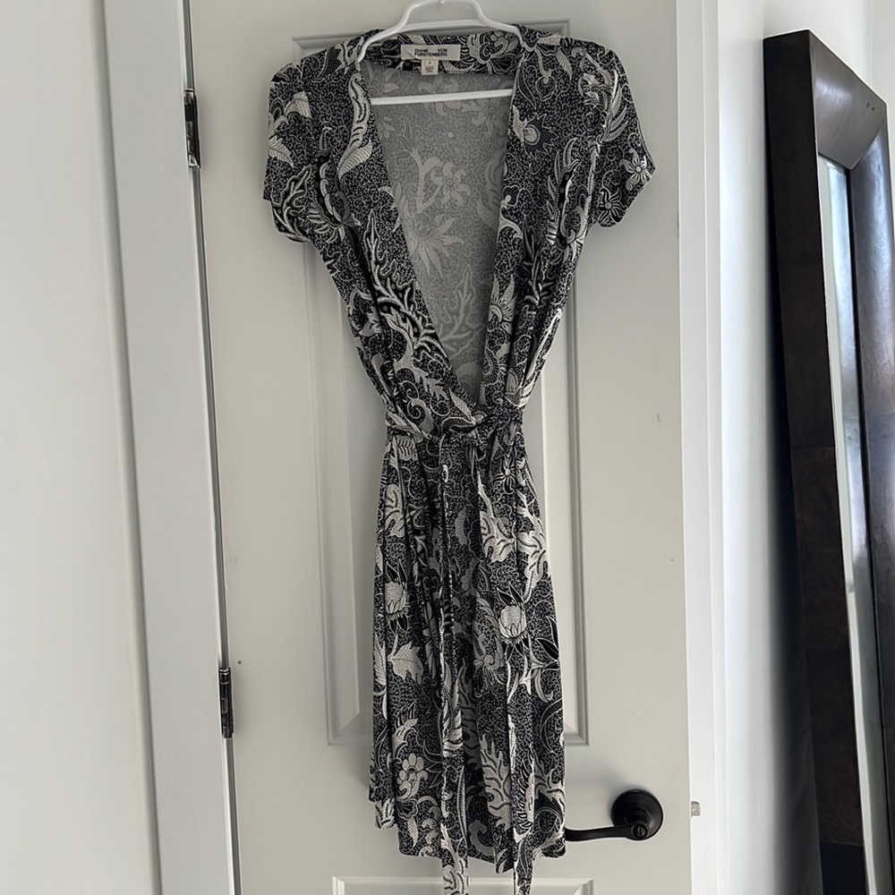 Diane Von Furstenberg Black & White Paisley Wrap Dress